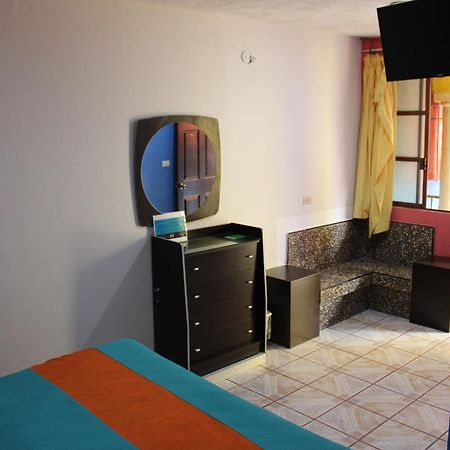 Hotel Guaranducha Inn Campeche Habitación foto