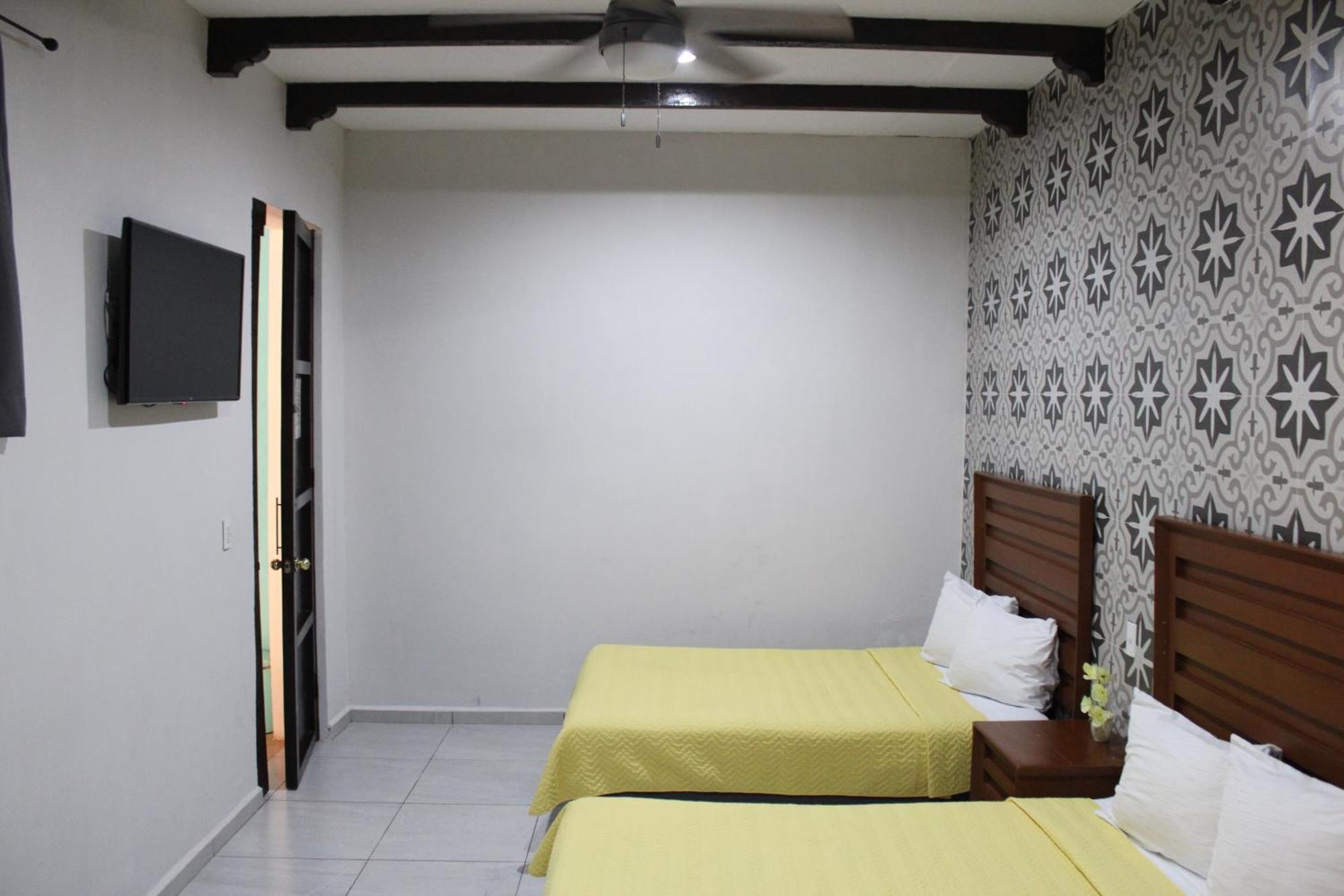 Hotel Guaranducha Inn Campeche Habitación foto